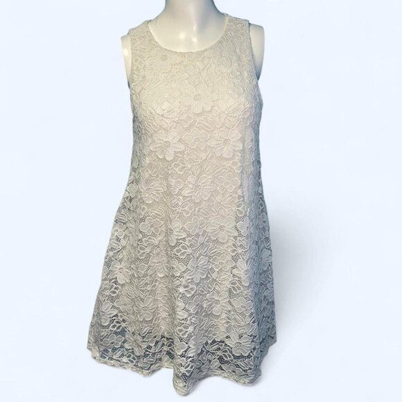 Ginger G White Lace Dress - Picture 2 of 3
